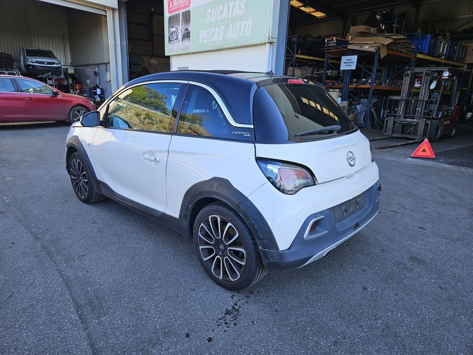 Opel Adam 1.0 Turbo de 2014 para peças