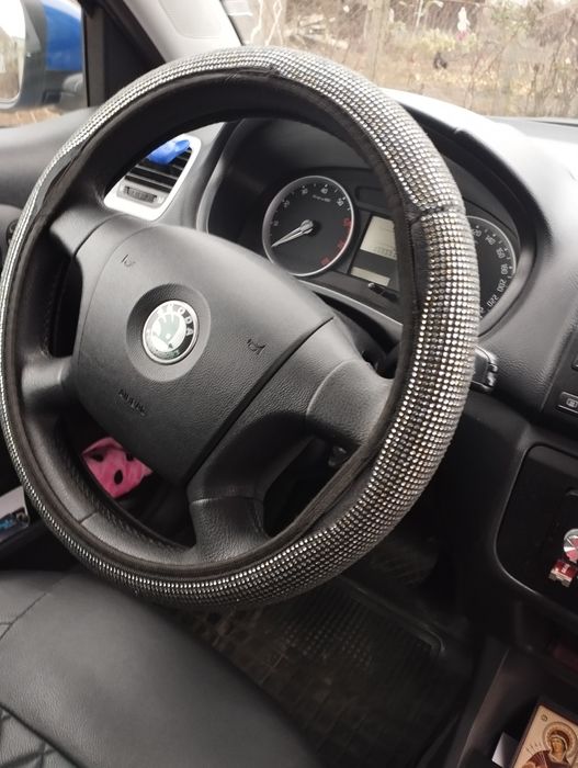 Продам Skoda Fabia 1.6