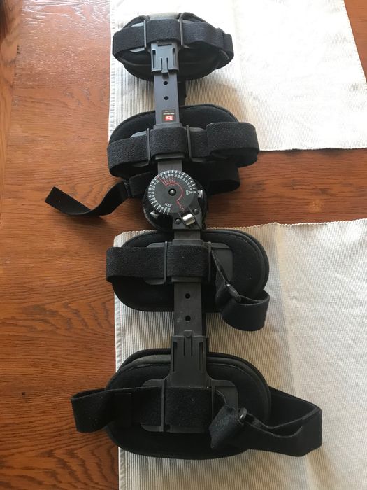 Orteza kolanowa Bledsoe Revolution 3 długa regulowana