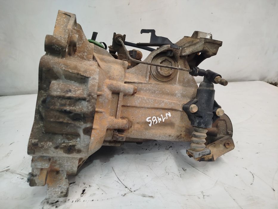 Caixa de velocidades manual VOLKSWAGEN Golf IV (1J1)