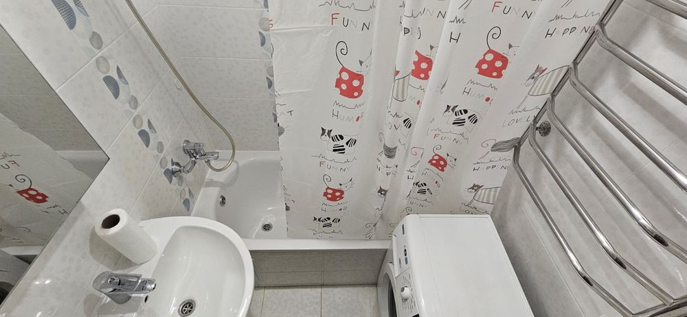 СВІТЛО Є ЗАВЖДИ! Здам подобово 1к кв. Космос, Варус, Обл.,1 Ж/д  л-ня