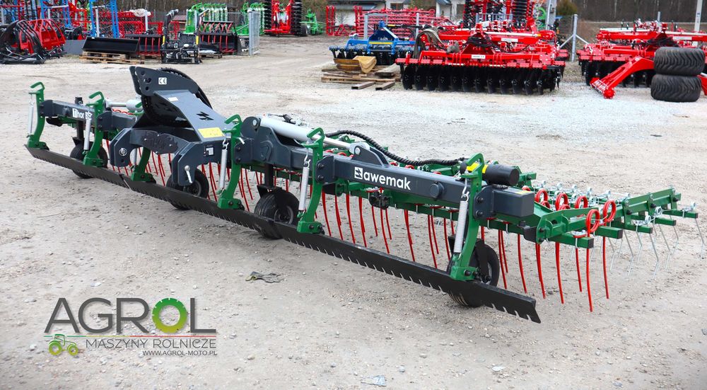 Brona chwastownik do niszczenia chwastów Izak 6m Agro-Factory Awemak