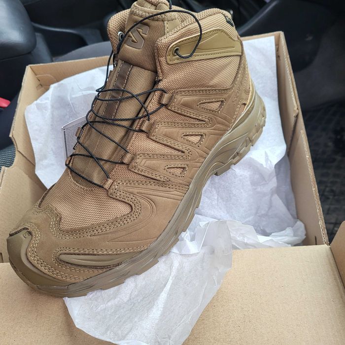 Взуття берци військові