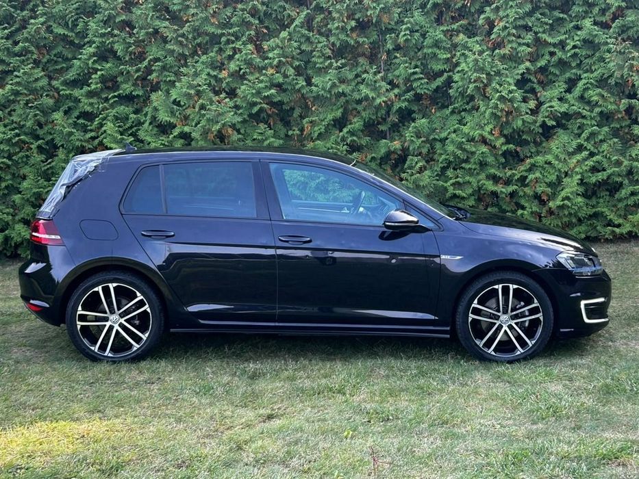 Volkswagen Golf #Xenon #GTE #DSG
