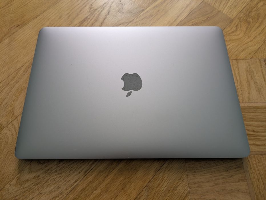 MacBook Pro M1, 2022, 13", 8/512 ГБ.