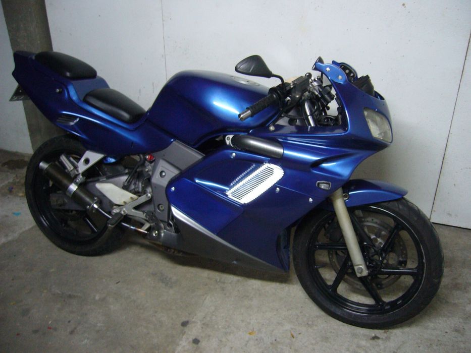 Vendo Honda NSR 125 R
O motor foi revisto para ser fiável. Está com