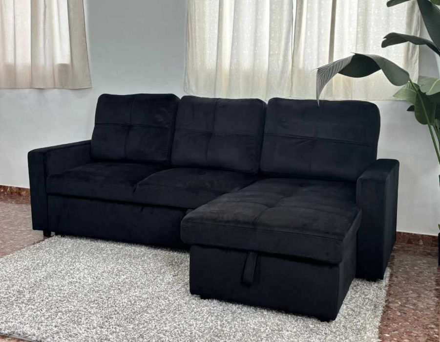 sofá-cama preto em promoção