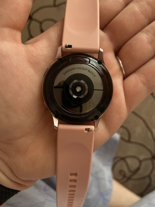 Смарт годинник Samsung Active 2