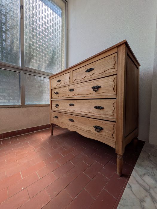 Cómoda / Móvel - Madeira maciça
