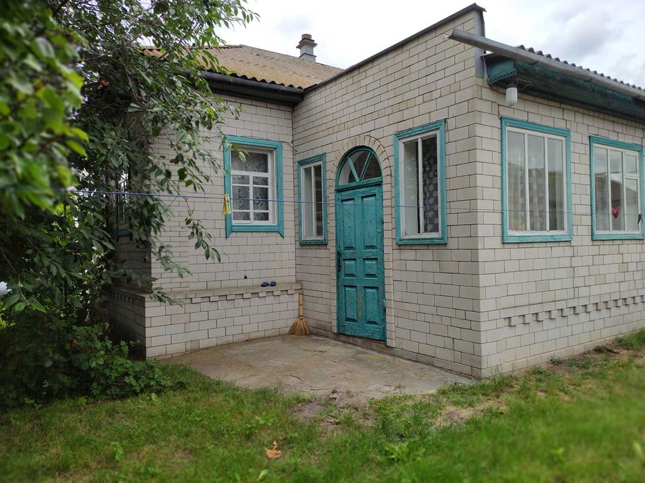 Продаж будинку в селі Талалаївка