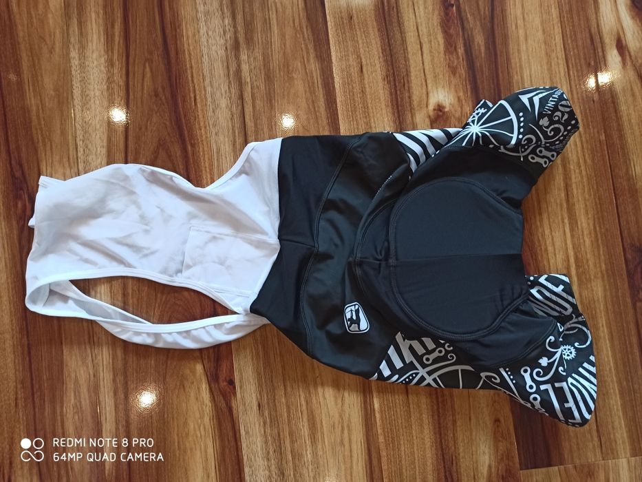 GIORDANA Spodenki kolarskie na rower męskie rozm.S. NOWE!!!