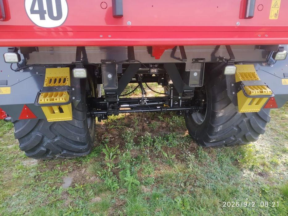 Pottinger Przyczepa Samozbierająca Jumbo Db  Przyczepa