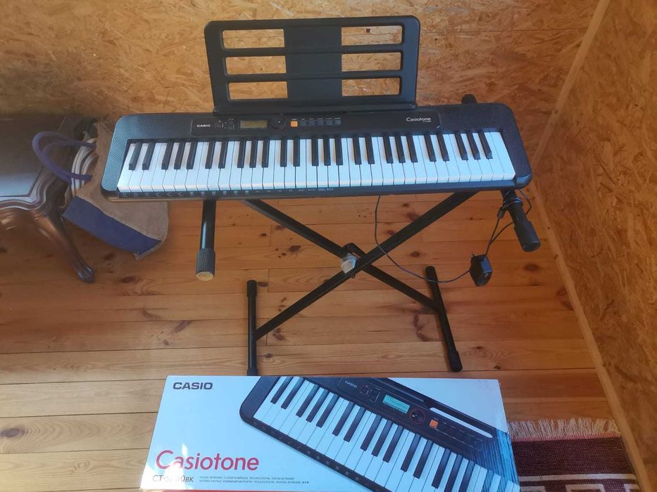 Casiotone keyboard