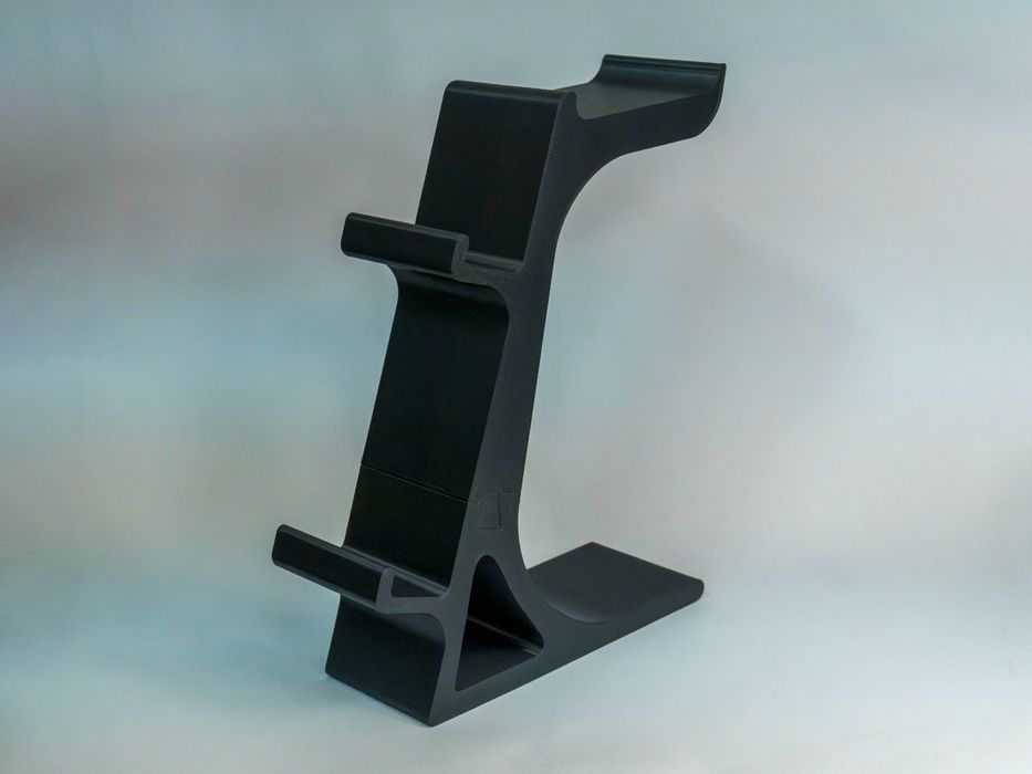 Suporte Gaming 3 em 1 – Headset + 2 Comandos (PS5 / Universal)