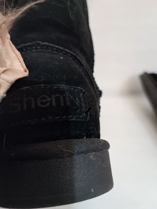 Уггі з хутром єнота, 37 розмір