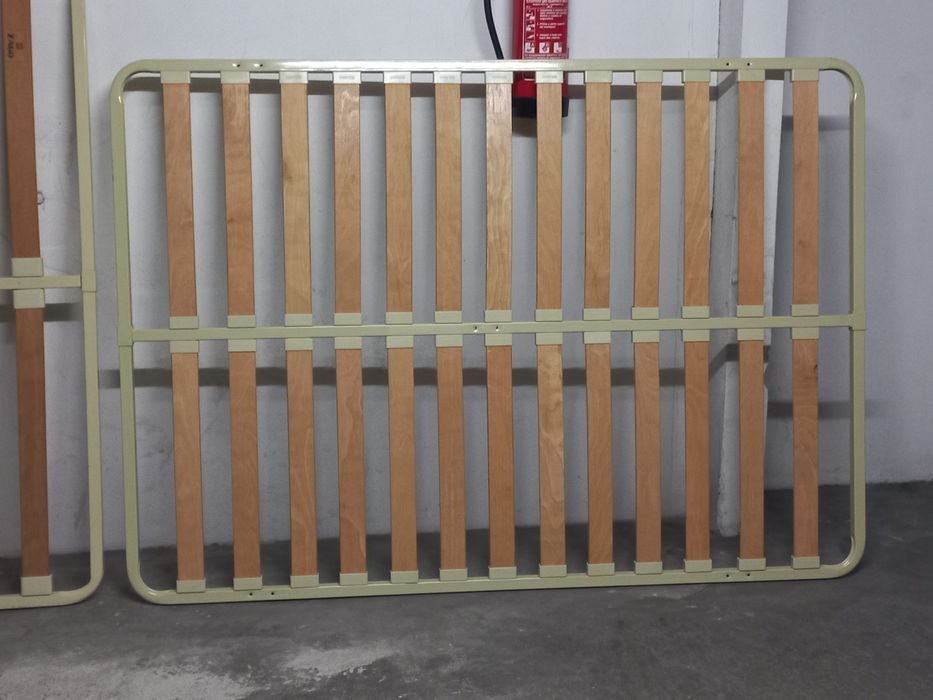 Estrado para cama