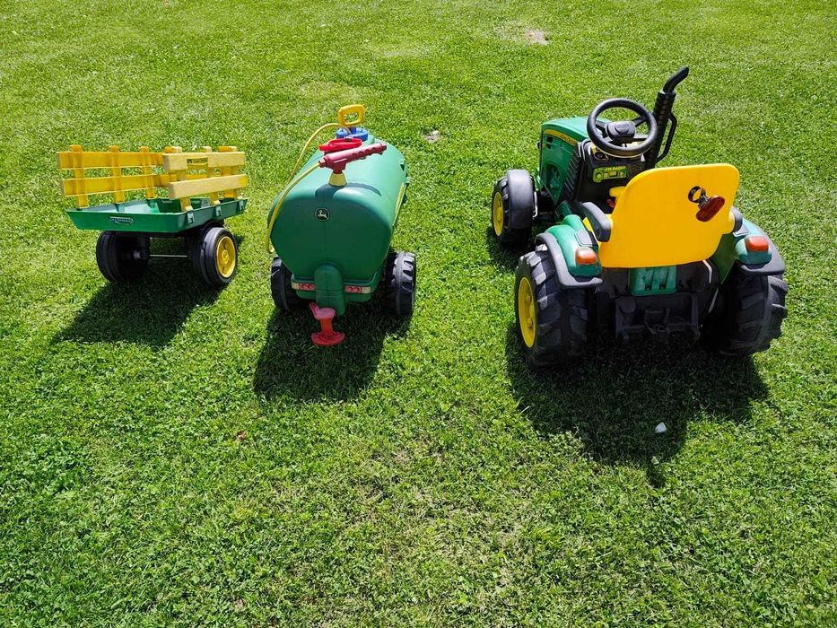 Traktorek John Deere