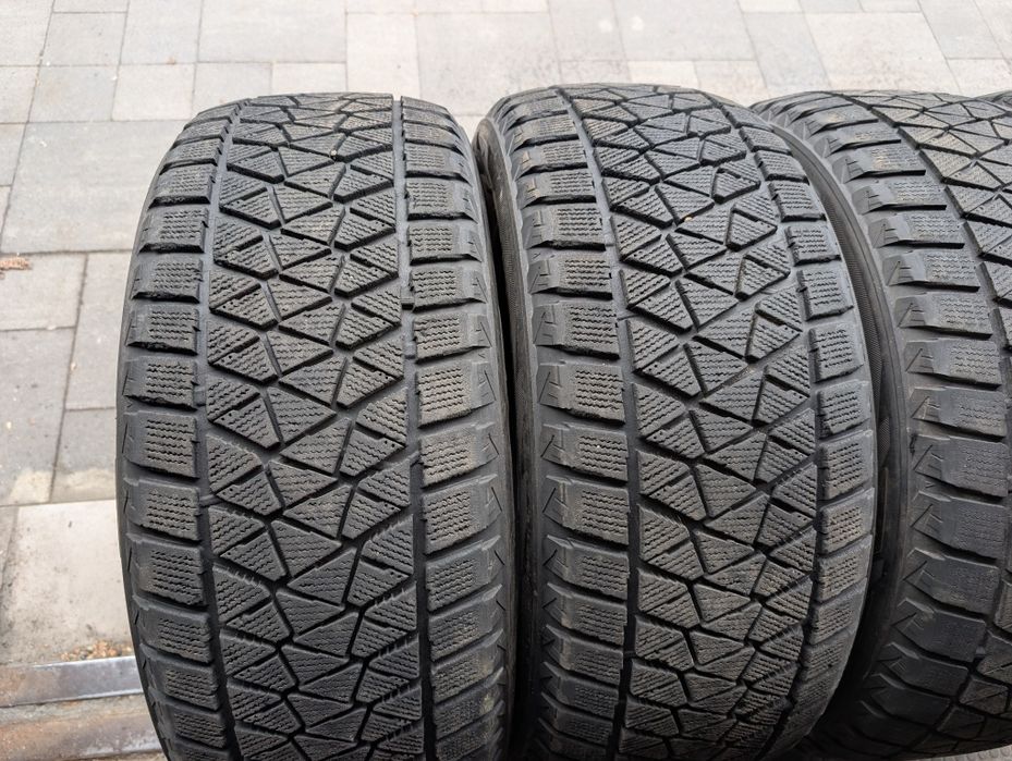 Зимняя резина 255/55 R18 Bridgestone Blizzak