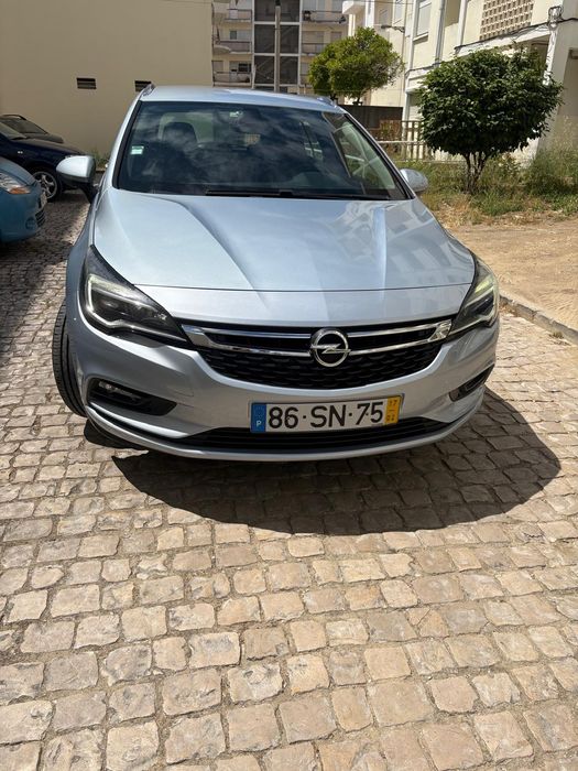 Opel astra sports tourer