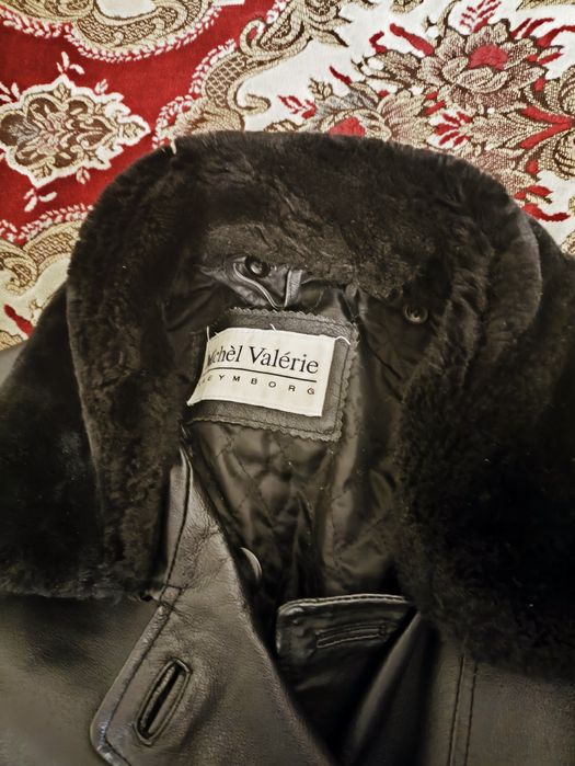 Дублёнка женская размер 52, длина 73, EYMBORG . Отлич. сост б.у.