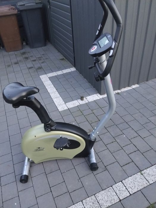 Sprzedam rower stacjonarny magnetyczny.Ladny
