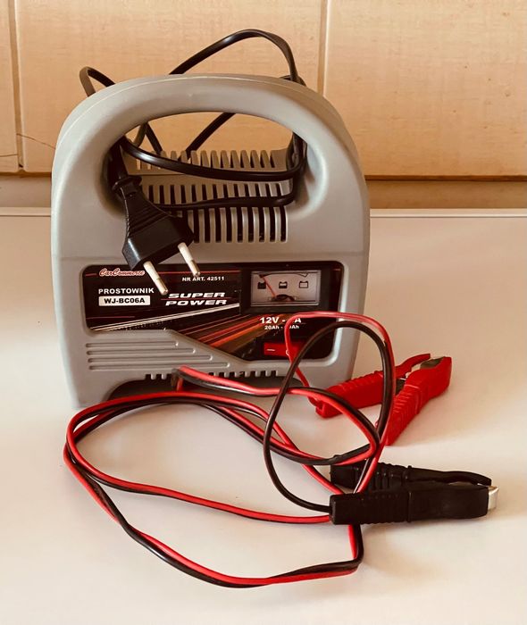 Prostownik Carcommerce WJ-BC06A