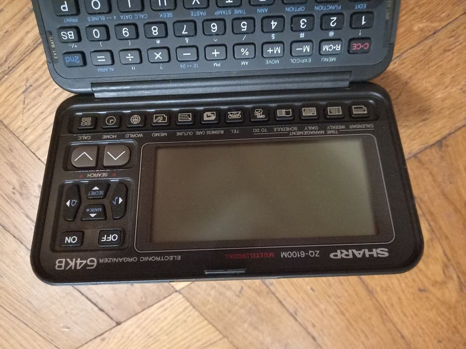 Калькулятор Sharp