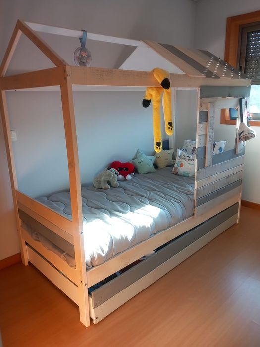 Cama de criança completa com gavetao