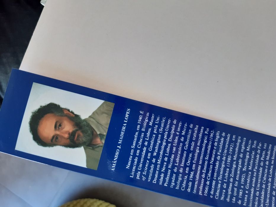 Livro Biologia microbiana