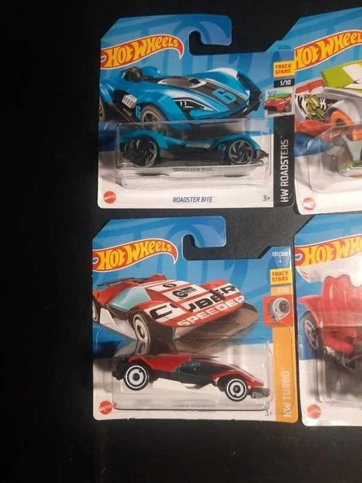 HOT Wheels roadster bite, cyber speeder, track manga, dessert drifter mattel 2022/2023 NOVO