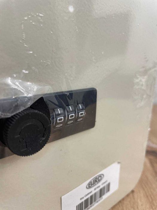 Sejf na klucze skrzynka szafka kasetka MOCNA z szyfrem