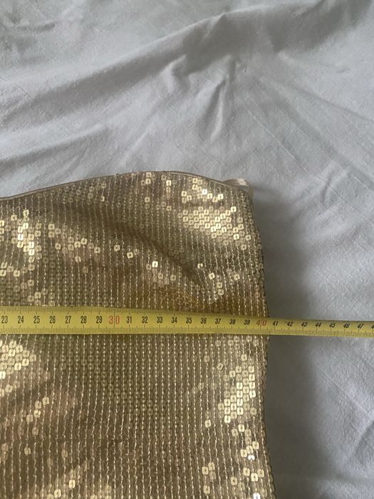 Топ з паєтками новорічний