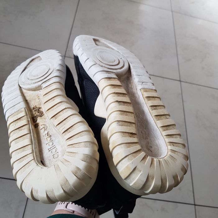 Adidas   r 41 1/3