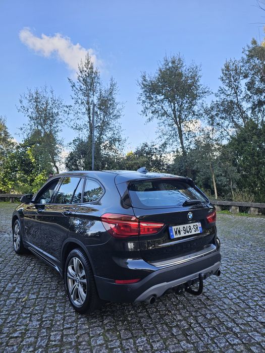 Bmw x1 20d x-drive  automático