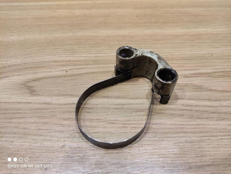 Stihl Hs 45 Uchwyt Mocowanie Sprężyna Hamulca