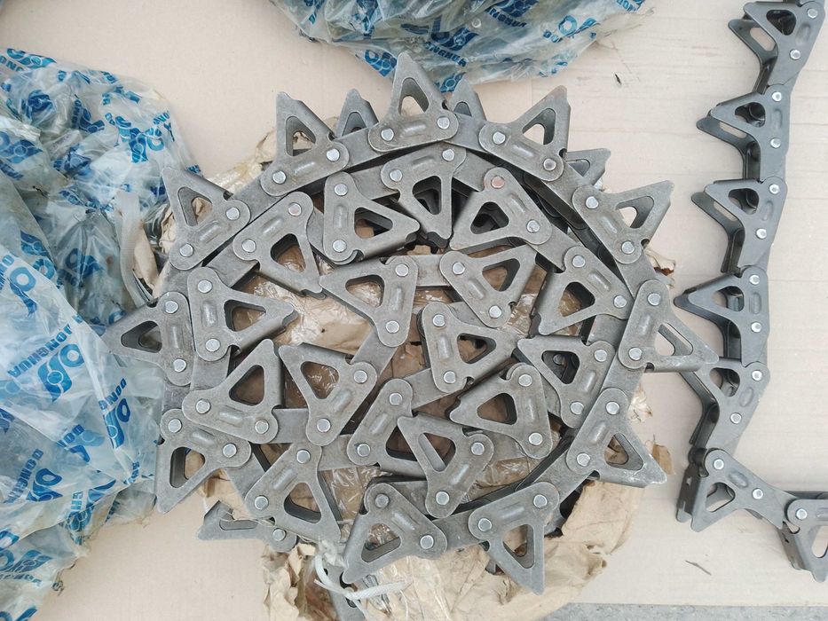 Ланцюг мисовий 54 ланки John Deere AZ51765 Джон Дір жатка кукурудза