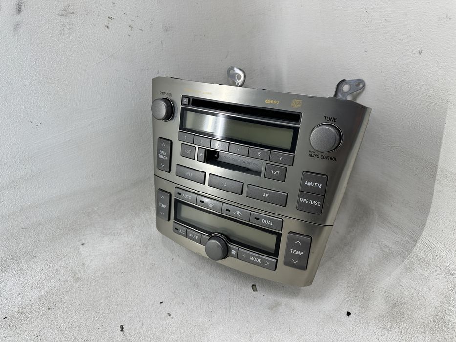 Toyota Avensis T25 radioodtwarzacz CD RDS T250
