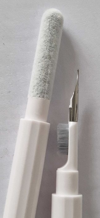 Czyścik do telefonu i słuchawek, czyścik do elektroniki