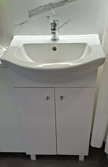 Zestaw łazienkowy - Wanna, WC, Umywalka z szafką