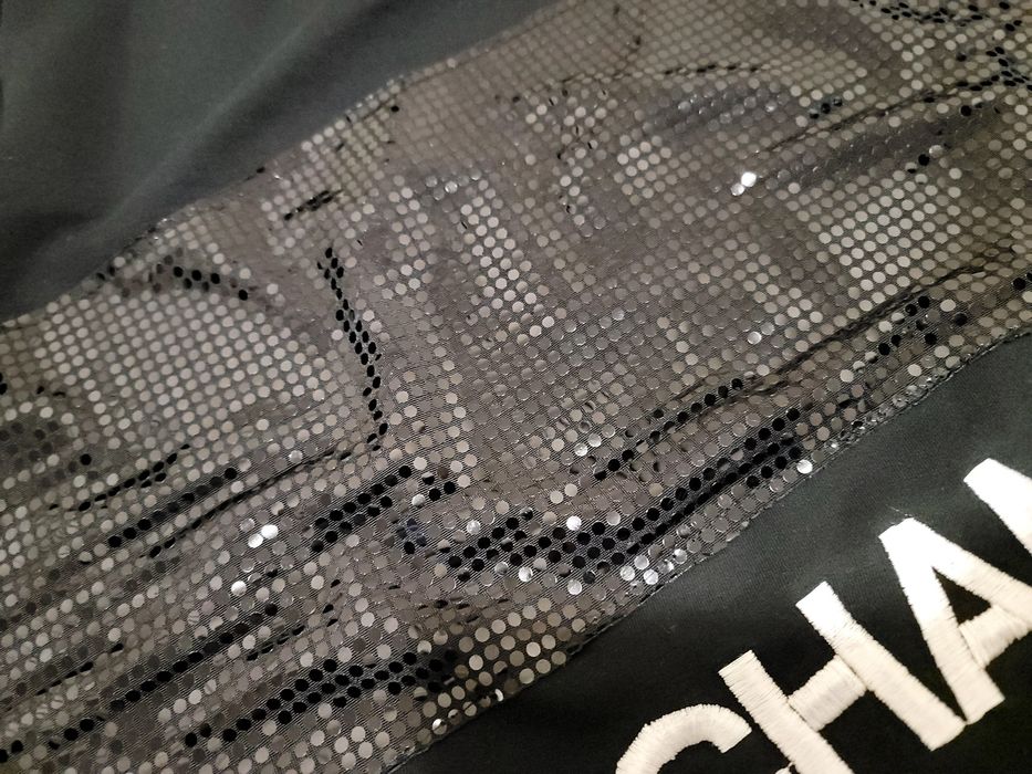 Чорная в стиле  Chanel