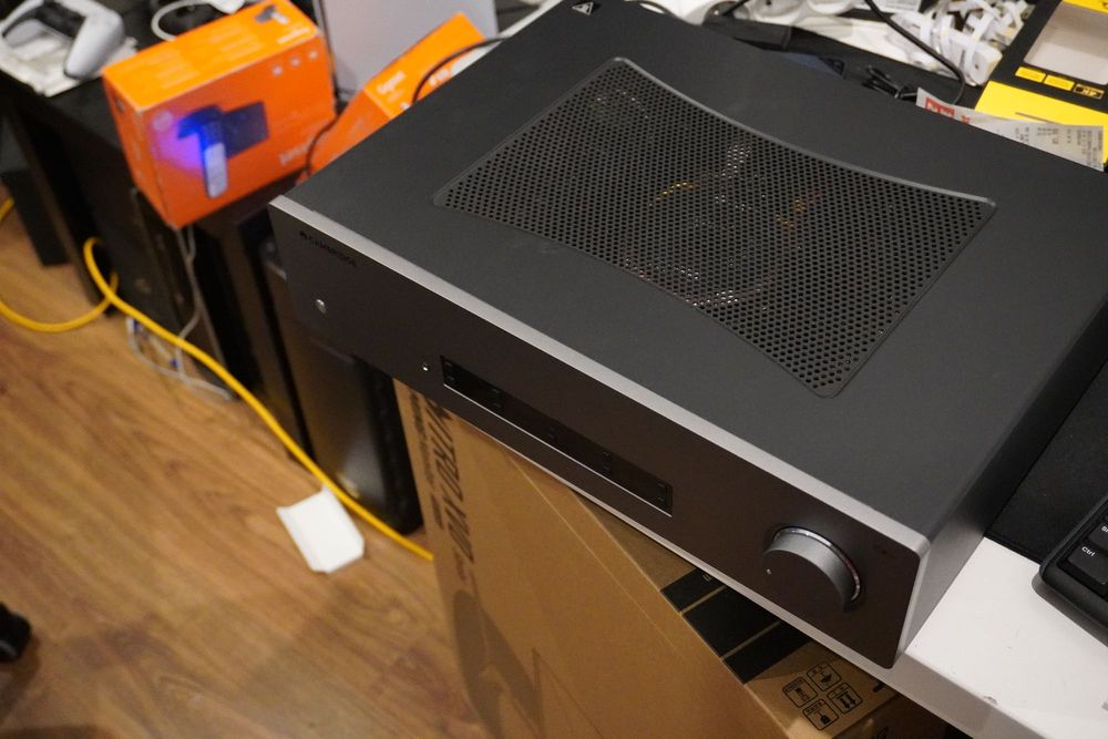 Wzmacniacz Cambridge Audio CXA-81 MK2