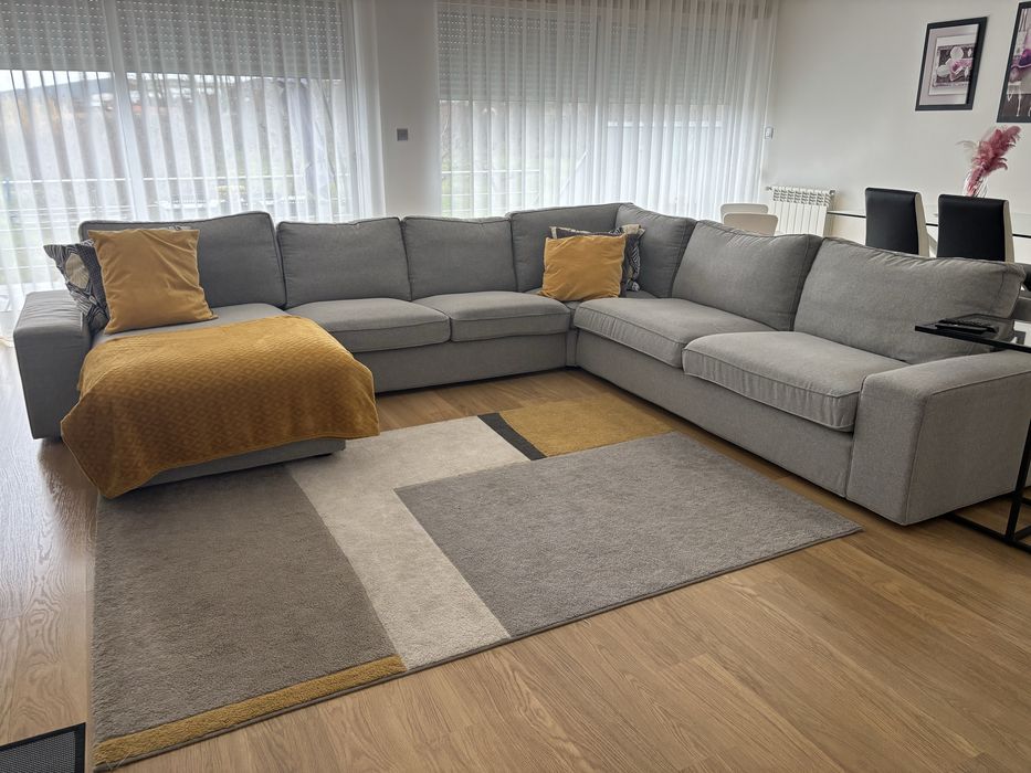 Sofá canto de 6 lugares com chaise longue (kivik)