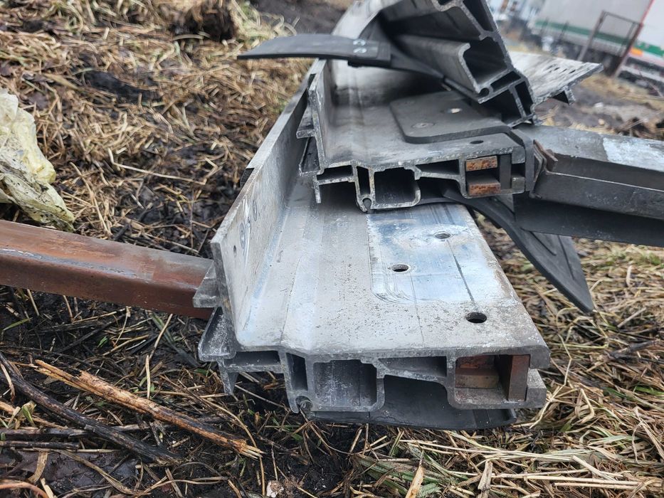 Schmitz mega, varios zabudowa szyny dach drzwi lewe prawe slupek kosz rowerowki