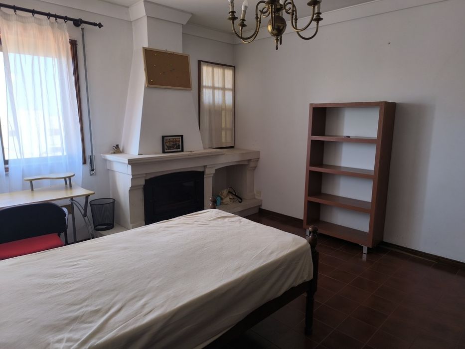Aluga-se quartos individuais para Rapazes - Bairro do Liceu, Aveiro