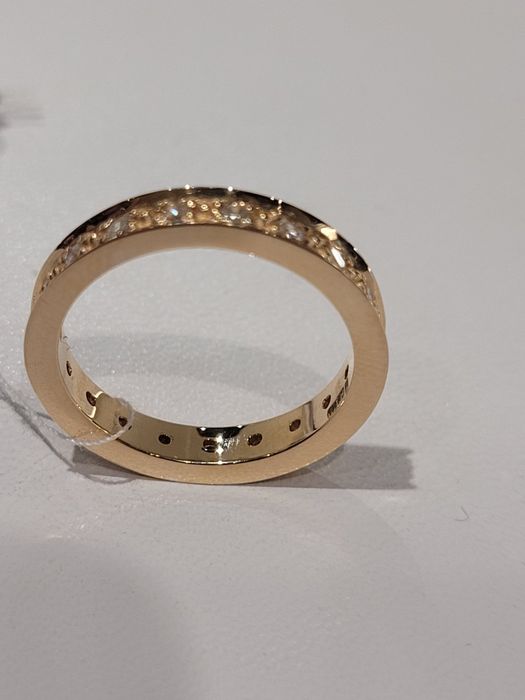 Золотое кольцо 0.50 ct бриллианты.