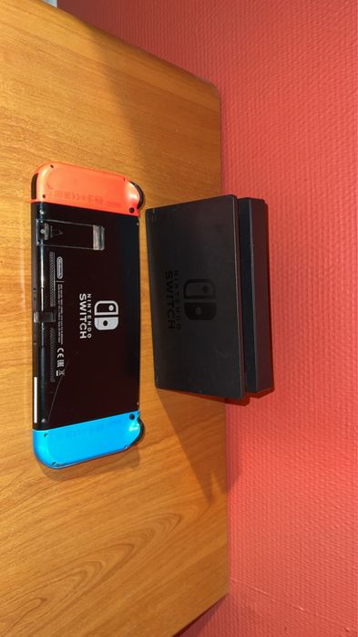 Продам Nintendo switch