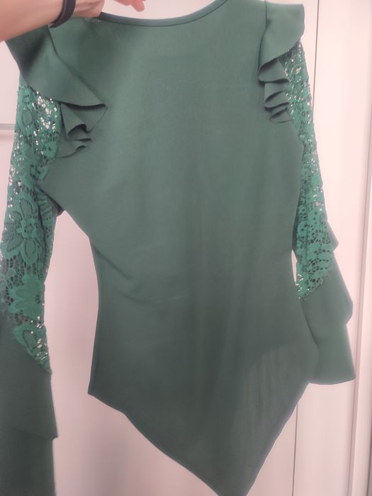 Body z długim rękawem, falbany, koronka, zielony S