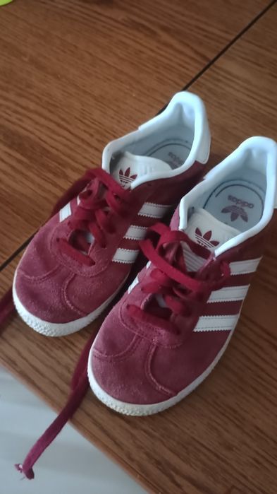 Buty  sportowe adidas 32