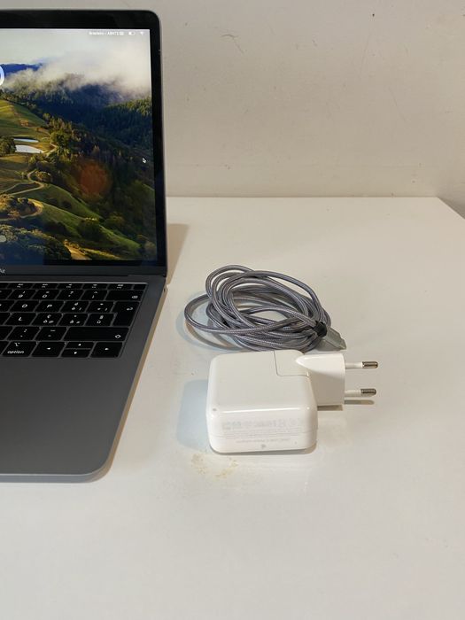 Apple MacBook Air 13" Retina (2019) | Space Gray | Intel i5 | 8GB RAM | macOS Sonoma | Impecável c/ Carregador