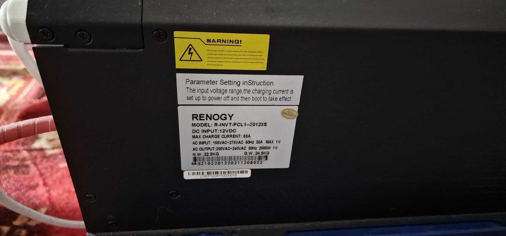 Інвертор Renogy 2000 Вт/220В